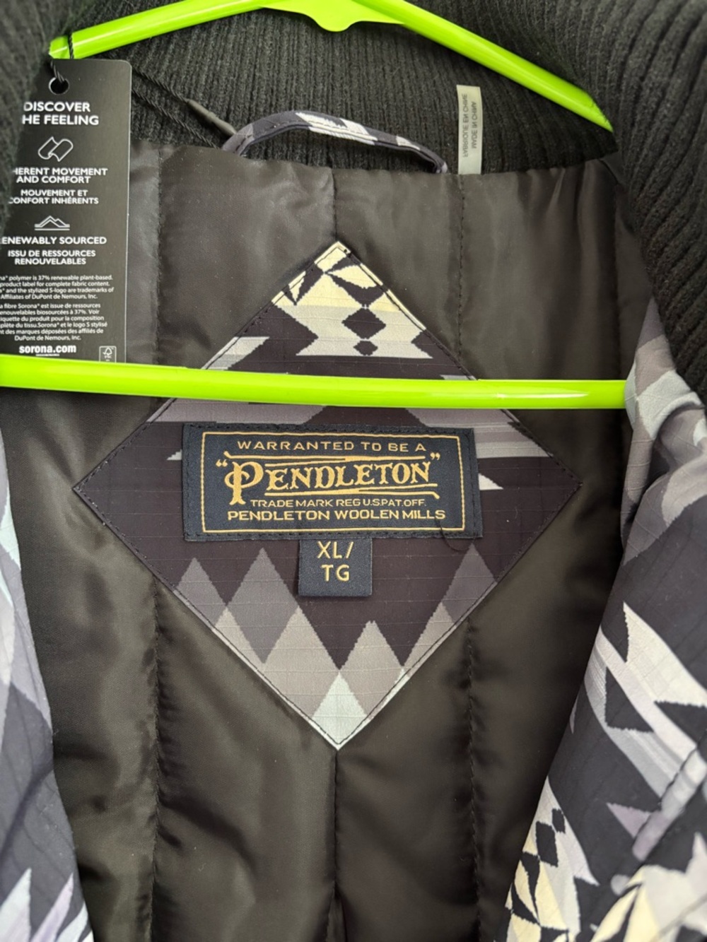 Pendleton Geometric Aztec Print Puffer Jacket - Black Gray Cream - Picture 3 of 8